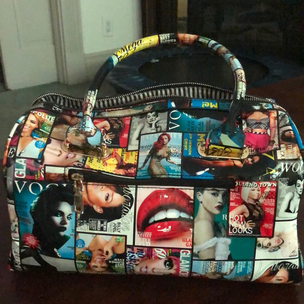 Fashion Magazine purse